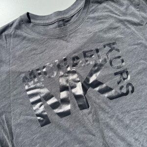 Michael Kors women’s Heather Gray MK Logo Short Sleeve Tee